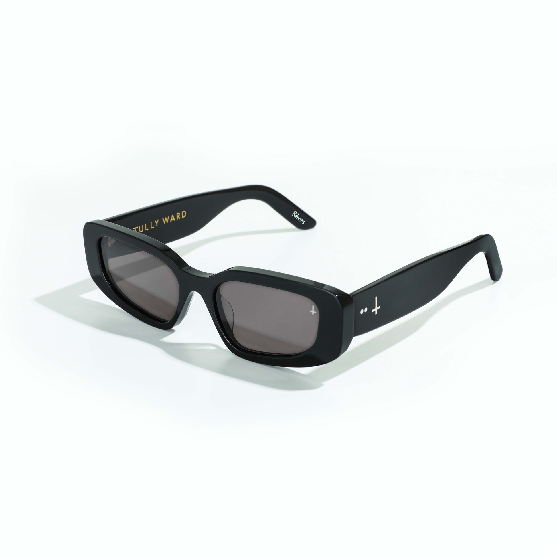 Sustainable cat-eye sunglasses Byron Bay Italian acetate ethical eyewear view side angle